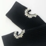 sosete elegante cu decupaj inima si cristale 1